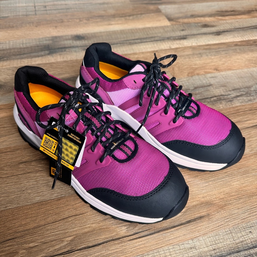 Caterpillar Women's Fuchsia Streamline  Composite Toe Sneakers 8.5 Outdoors